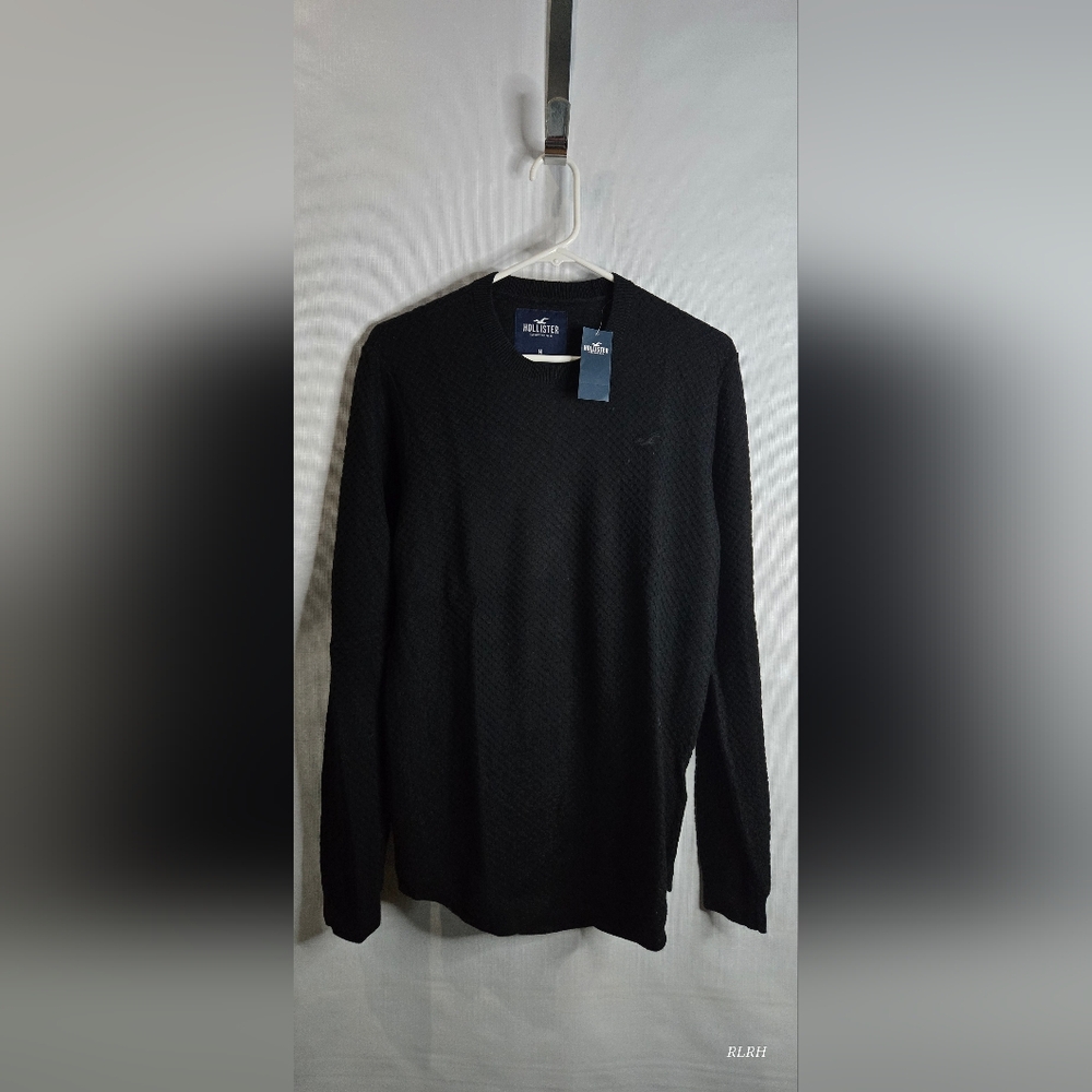 Brand new lightweight sweater